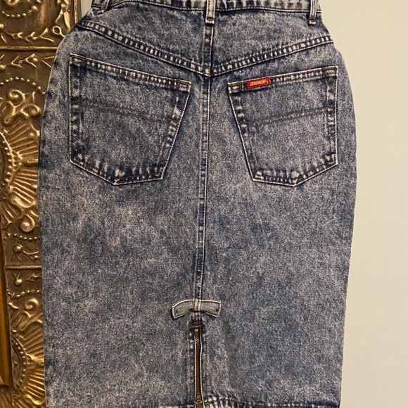 Vintage Jordache Jean Skirt, acid wash, size 7 - Picture 2 of 2